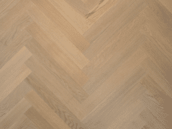 Warm by Bauwerk Eiken Visgraat  Caffé Mocha Visgraat  04018